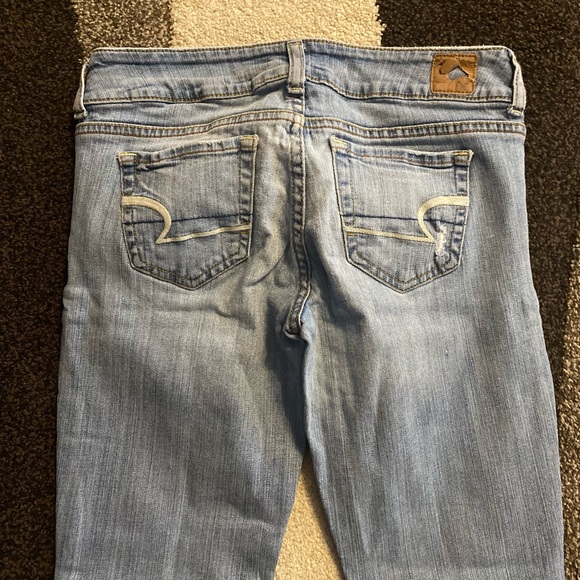 AE Artist Jeans size 2 Short - Picture 7 of 7